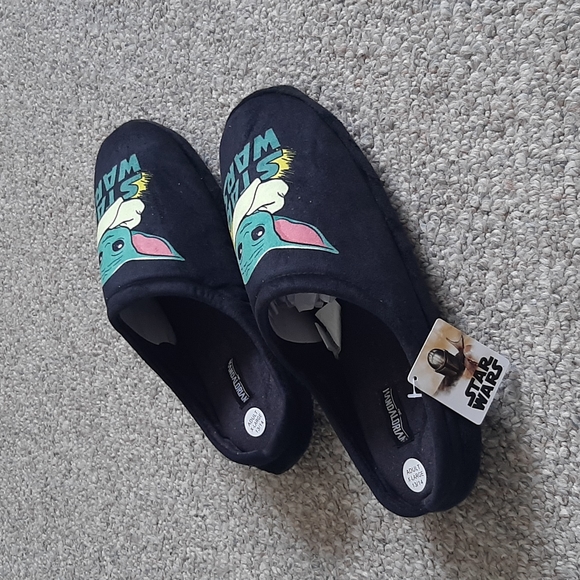 New Star Wars Men's The Mandalorian "The Child" Clog Slipper. - Picture 4 of 12